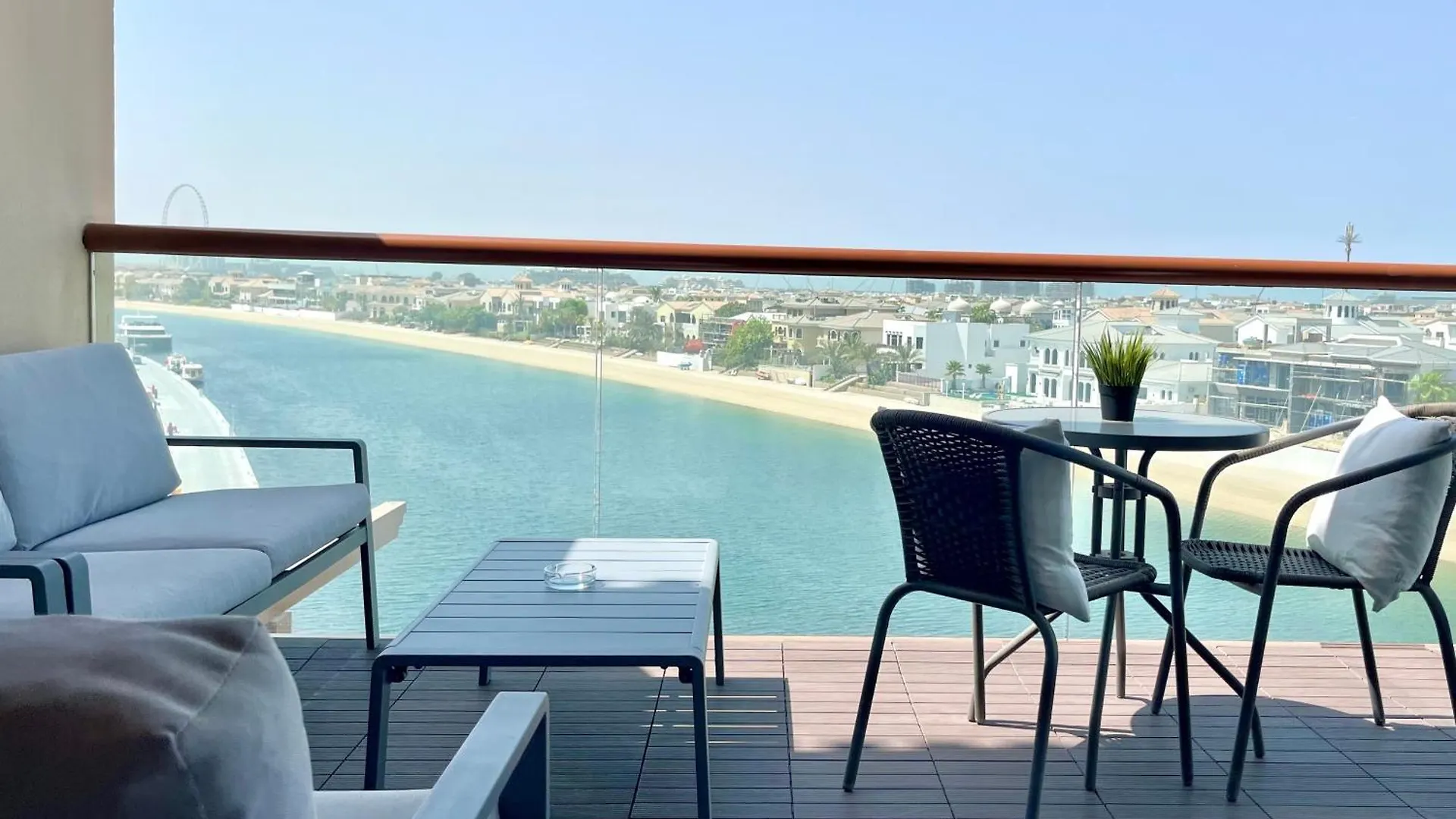 Apartment Boutique Studio In Palm Jumeirah - Stunning View Dubai